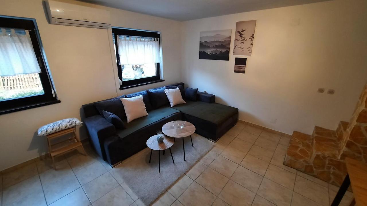 Holiday Home Franky Varazdin Breg 外观 照片